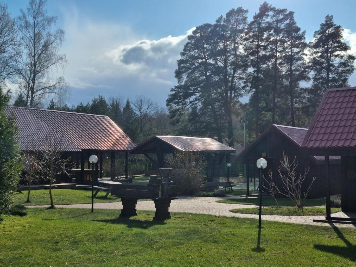 Hotel Viesu Nams Vecmuiza Tūja Exterior foto