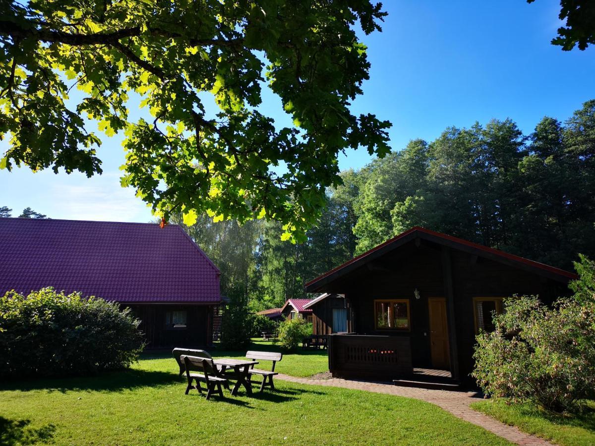 Hotel Viesu Nams Vecmuiza Tūja Exterior foto